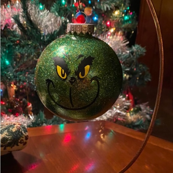 Grinch Face Glitter Ornaments With Hair & Without Dr. Seuss You’re A Mean One - Picture 2 of 3